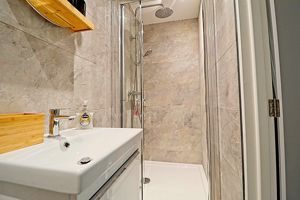 En-Suite- click for photo gallery